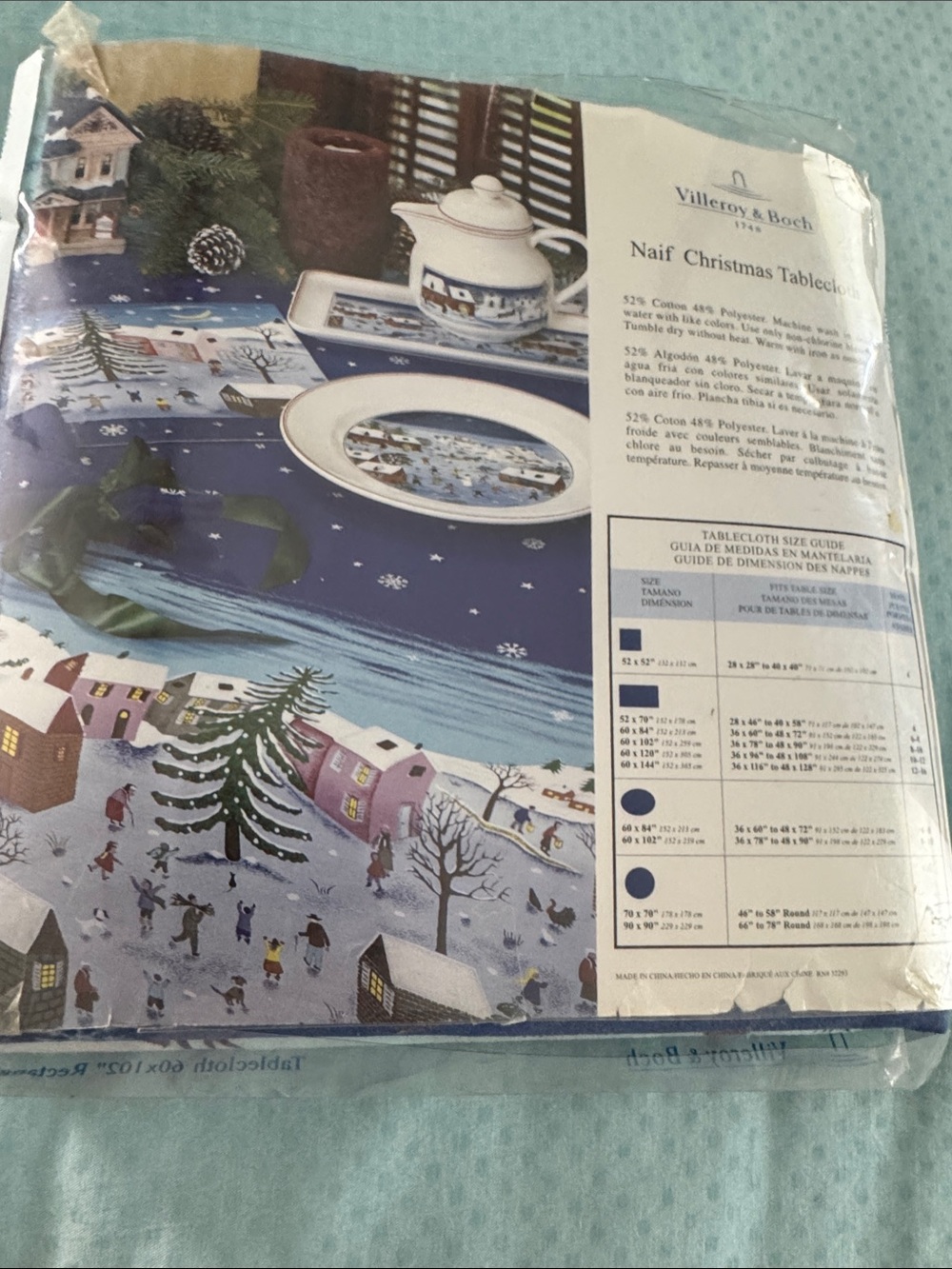 Villeroy & Boch Naif Christmas Tablecloth - 60” x 102” rectangle NWT RARE - Picture 2 of 2